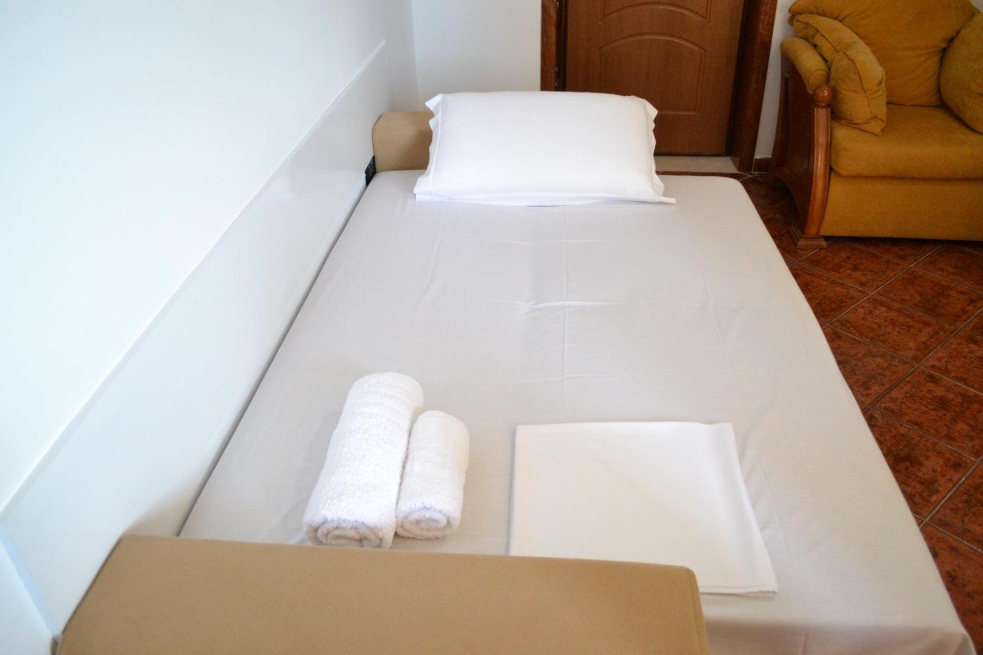 Central 5 Bedrooms Apartment Partial Seaview Vlorë Extérieur photo